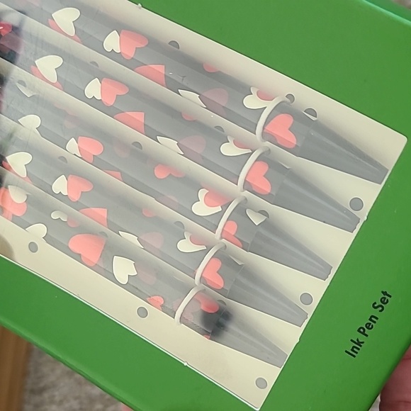 Kate Spade Black and Red Heart Pen Set - Picture 3 of 4